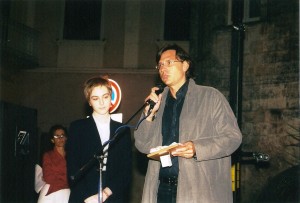 Il regista lucano Roberto Riviello durante la cerimonia di consegna del Premio Energheia 2000