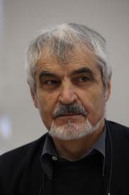 Les efforts de l’association Energheia et les quelques initiatives de résistance et de projets alternatifs ne sont pas de trop pour lutter contre les dégâts de la mégamachine.