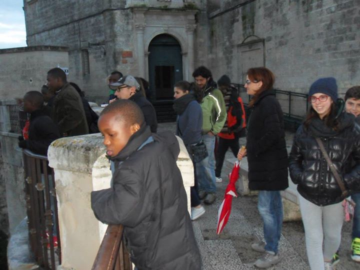 L’arrivo a Matera della carovana Tiyende Pamodzi_ Camminiamo insieme