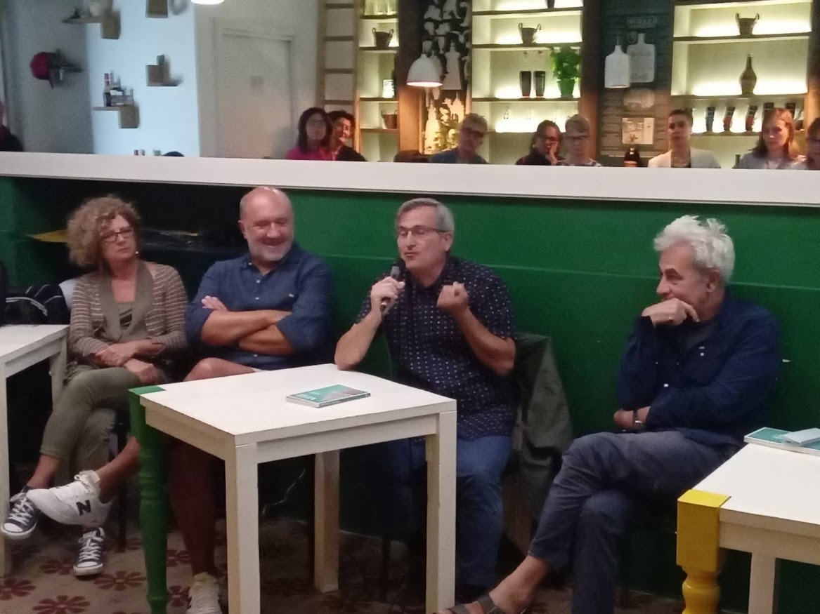 Incontro con lo scrittore Rocco Pinto, autore de: “Viaggi di carta”.